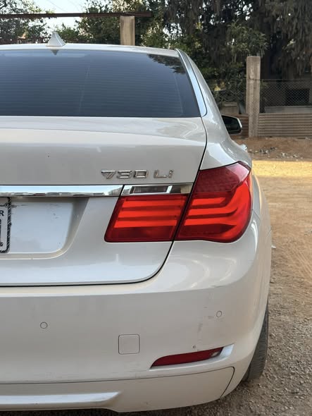 بي إم دبليو 730 2012 - صورة 5