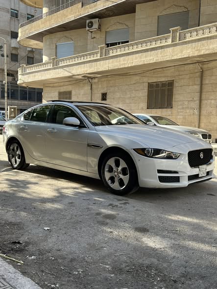 جاكوار XE 2017 - صورة 1
