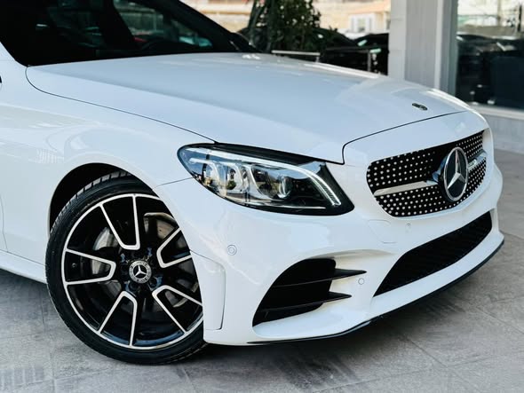 مرسيدس C300 2021 - صورة 1