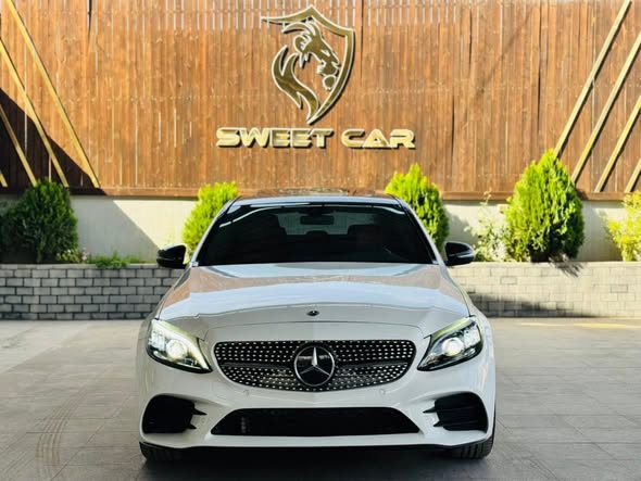 مرسيدس C300 2021 - صورة 2