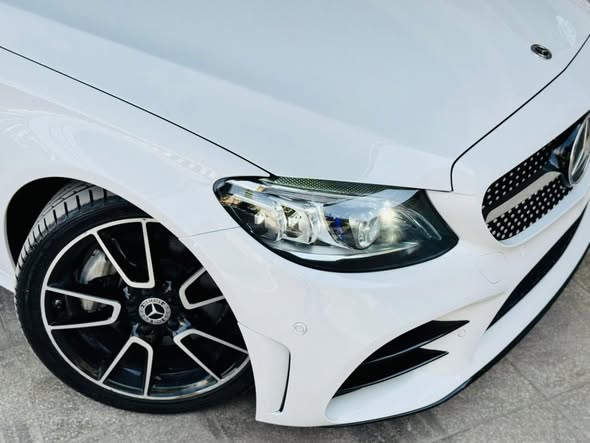 مرسيدس C300 2021 - صورة 5