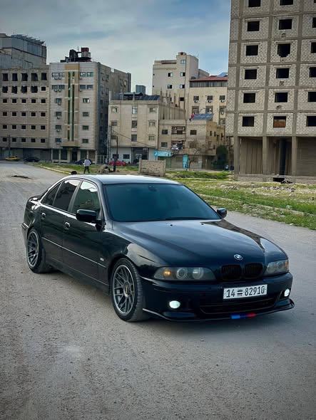 بي إم دبليو 528 2002 - صورة 2
