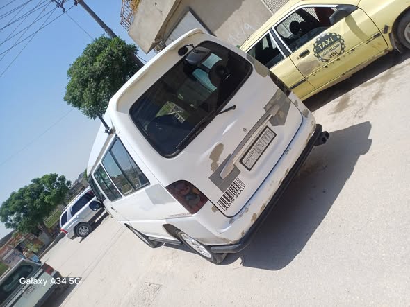 هوندا H-1 1998 - صورة 4