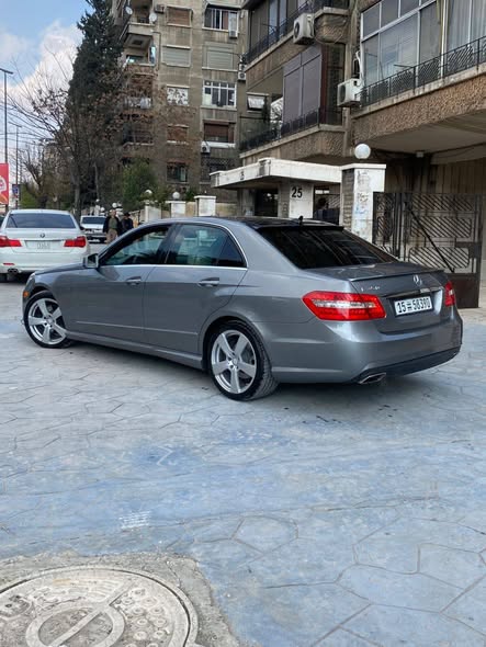 مرسيدس E350 2011 - صورة 2
