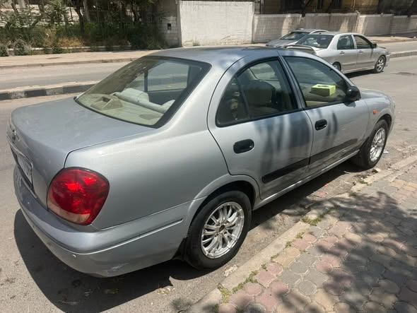 نيسان صني 2006 - صورة 1