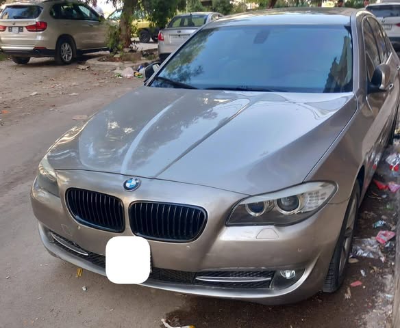 بي ام دبليو 523i 2011 - صورة 1