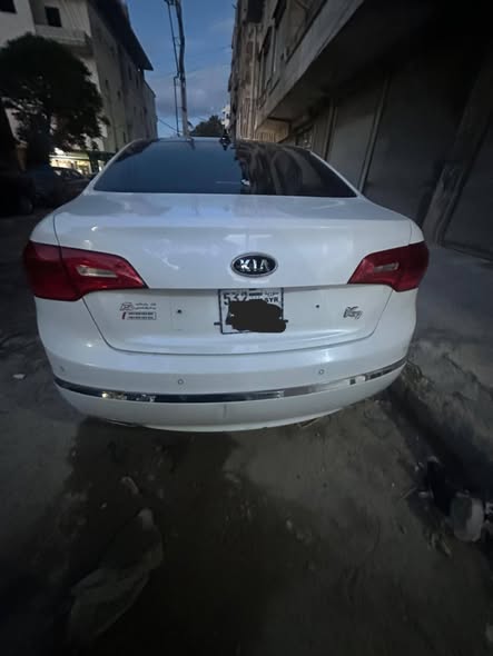 كيا K7 2010 - صورة 1