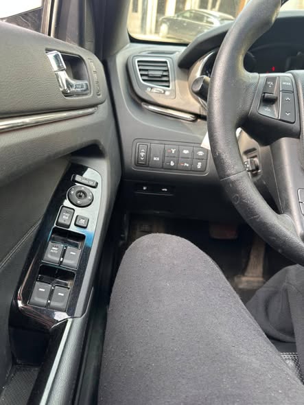 كيا K7 2010 - صورة 4