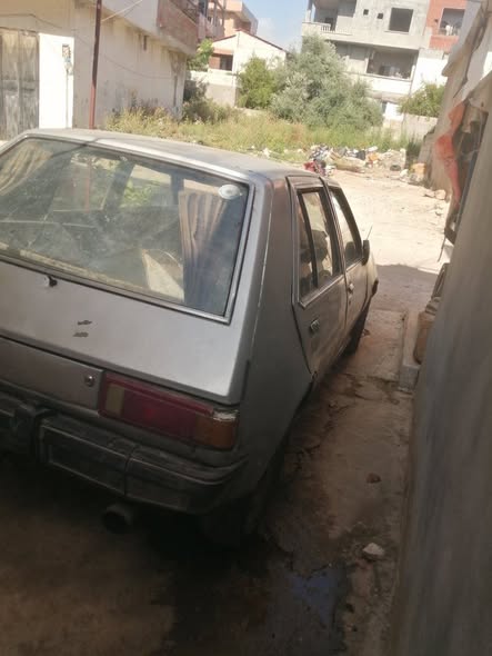 ميتسوبيشي كولت 1983 - صورة 2