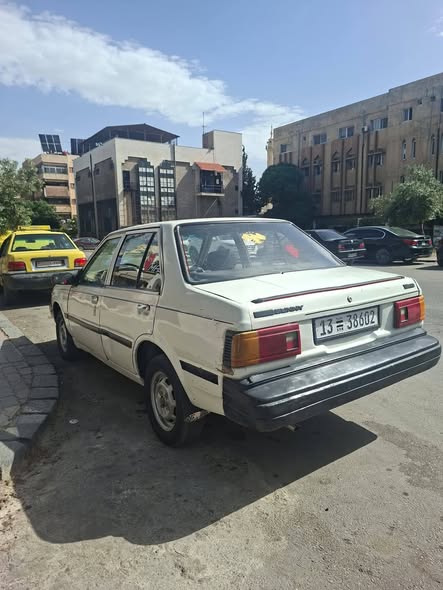 نيسان صني 1983 - صورة 3