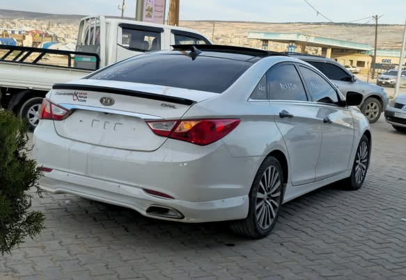 هيونداي سوناتا 2012 - صورة 1