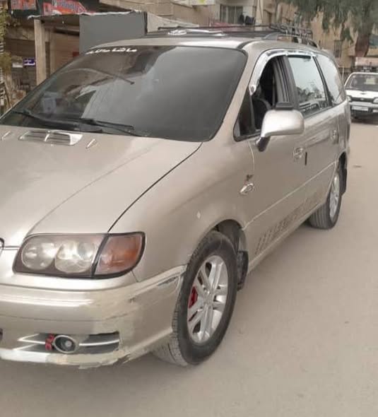 هونداي تراجيت 2004 - صورة 1