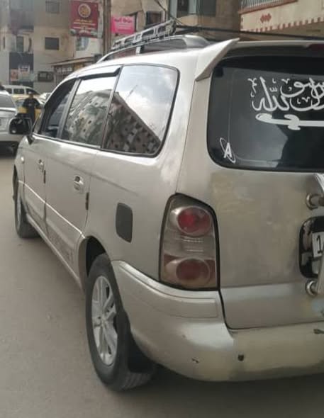 هونداي تراجيت 2004 - صورة 4