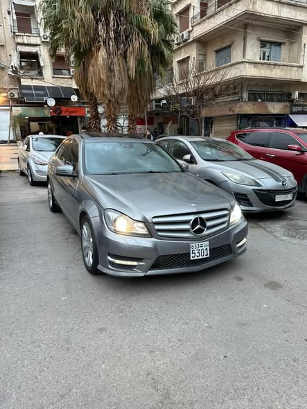 مرسيدس C 200 2012 - صورة 2