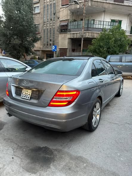 مرسيدس C 200 2012 - صورة 4