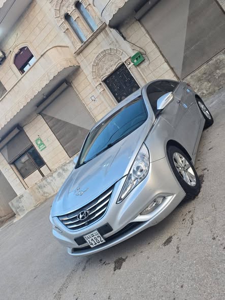 هيونداي سوناتا 2012 - صورة 1