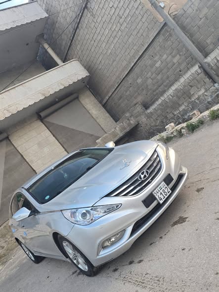 هيونداي سوناتا 2012 - صورة 2