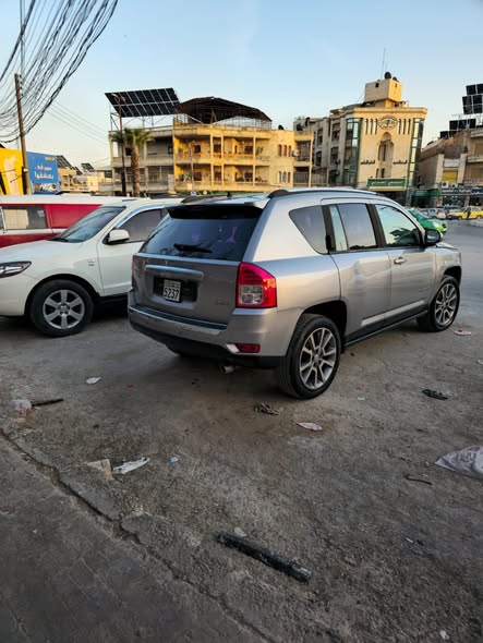 جيب شيروكي 2014 - صورة 4