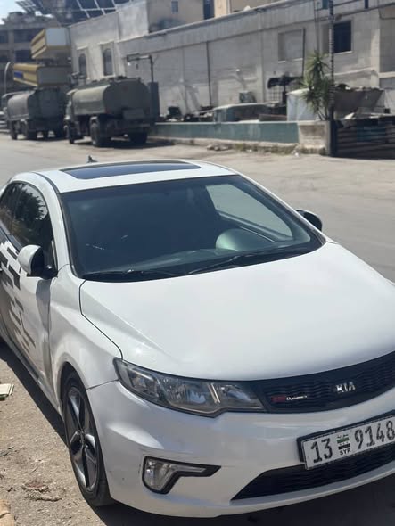 كيا فورتي 2010 - صورة 1