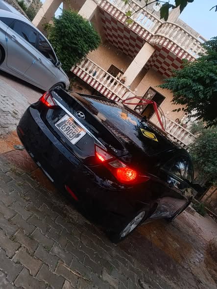 هيونداي سوناتا 2012 - صورة 3