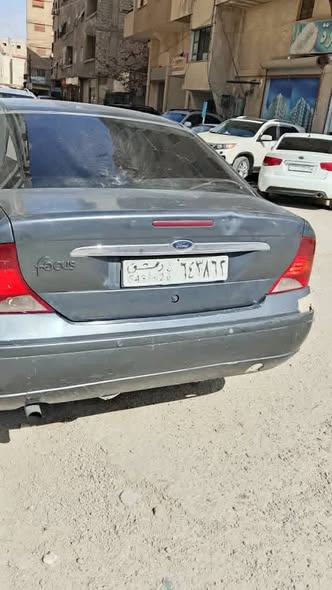 فورد فوكس 2004 - صورة 1