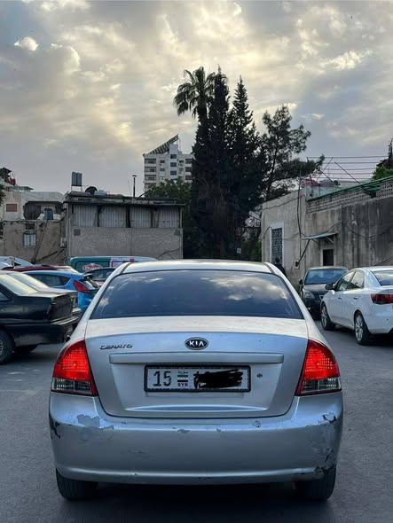 كيا سيراتو 2008 - صورة 5