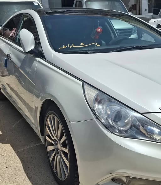 هيونداي سوناتا 2012 - صورة 4