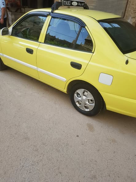 هونداي اكسنت 2011 - صورة 2