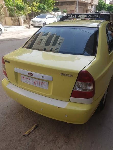 هونداي اكسنت 2011 - صورة 4