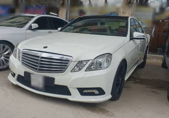 مرسيدس E300 2011 - صورة 2