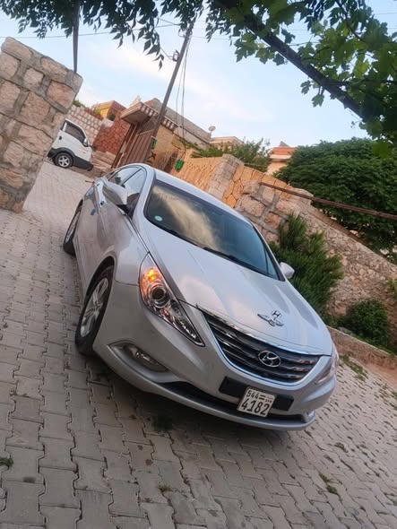 هيونداي سوناتا 2012 - صورة 1