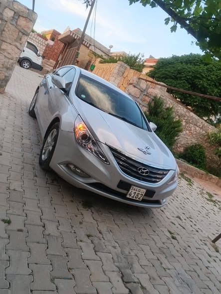 هيونداي سوناتا 2012 - صورة 2