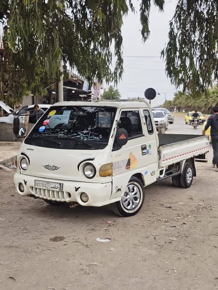 هيونداي H100 2000 - صورة 1