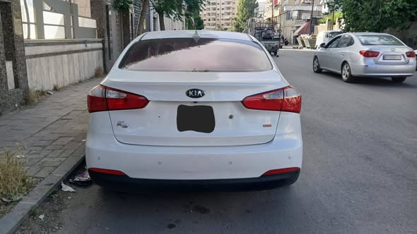 كيا كيه 3 2013 - صورة 2