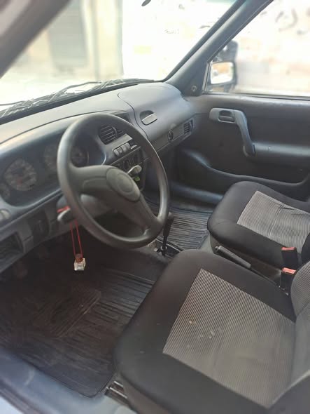 سكودا Pickup 1996 - صورة 2