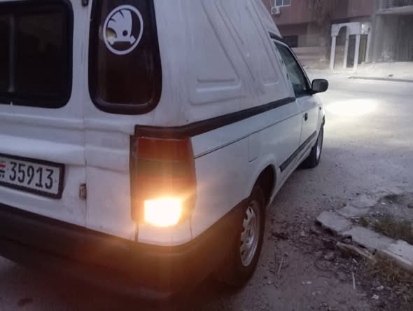 سكودا Pickup 1996 - صورة 5