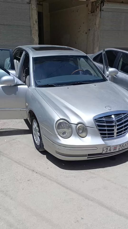 كيا امانتي 2005