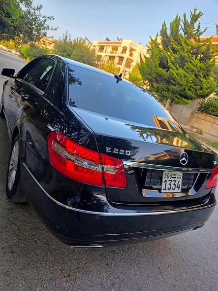 مرسيدس E220 2013 - صورة 3