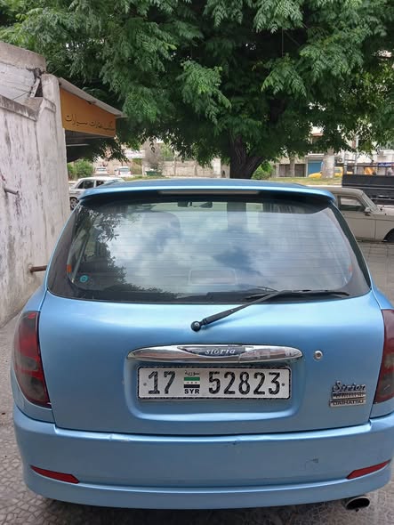 ديهاتسو ستوريا 2005 - صورة 2