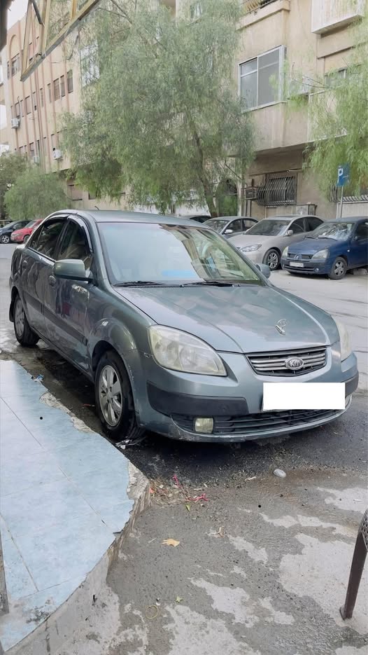 كيا ريو 2008