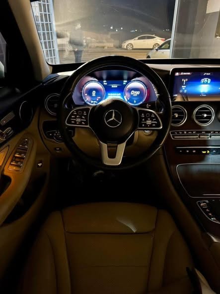 مرسيدس GLC 2021 - صورة 3