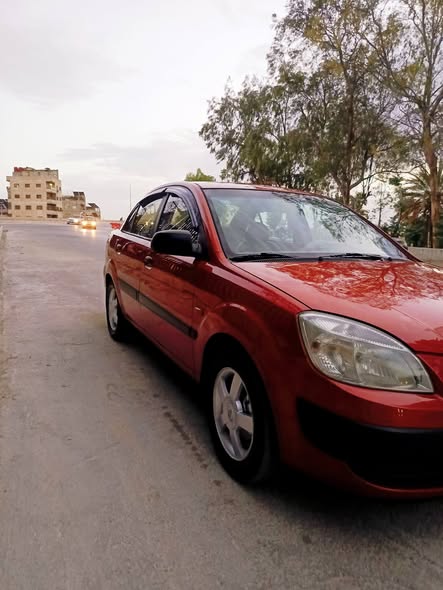 كيا ريو 2009 - صورة 4