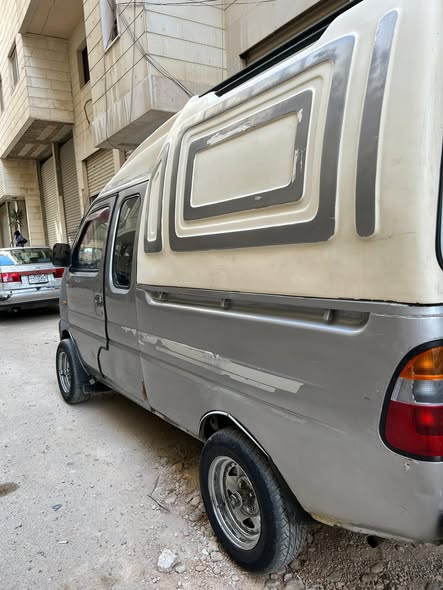 شانا ستار 2005 - صورة 3