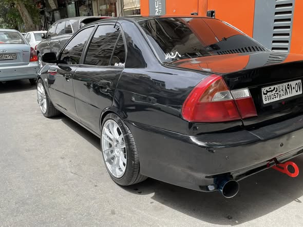 ميتسوبيشي لانسر 2006 - صورة 1