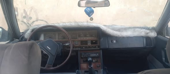 مازدا 929 1983 - صورة 4