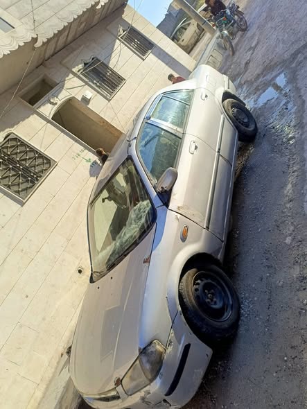 مازدا 323 2005 - صورة 5