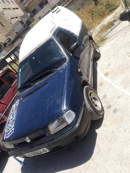 سكودا Pickup 1997 - صورة 2