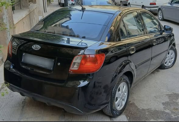 كيا ريو 2011 - صورة 4