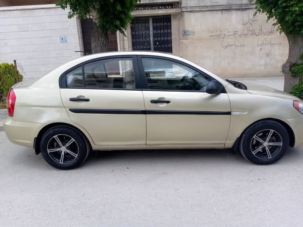 هيونداي فيرنا 2008 - صورة 1