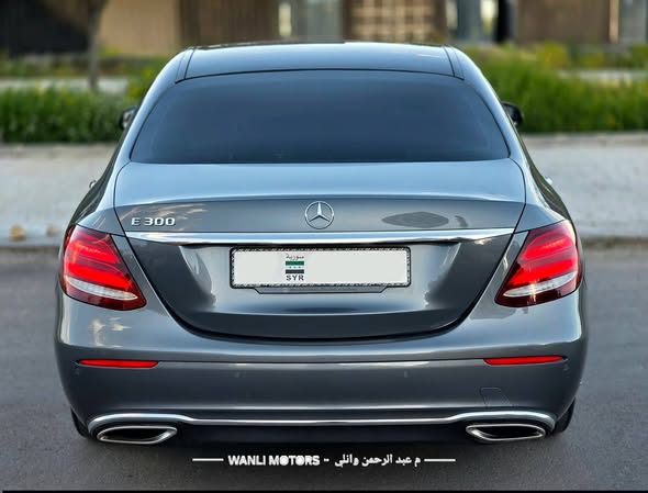 مرسيدس E300 2019 - صورة 2